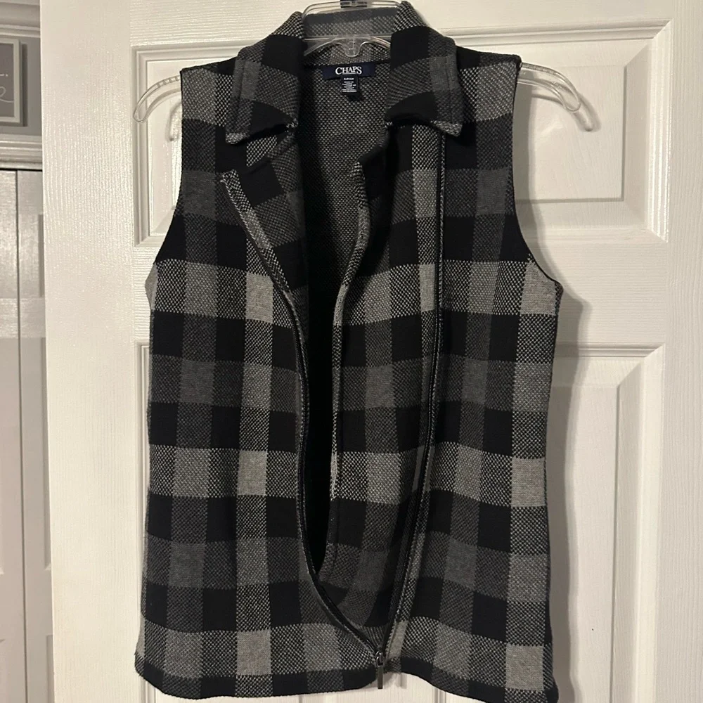 Chaps Women’s Buffalo Plaid Sweater Vest - Picture 7 of 12